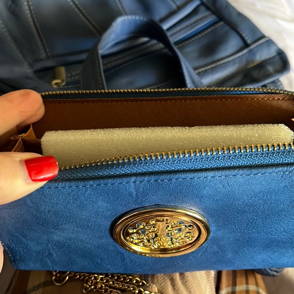 New bag many compartments/ including a wallet perfect shape blue - Picture 5 of 7